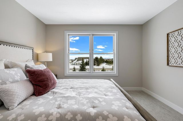 4985 Sunflower Place, Woodbury, MN 55129