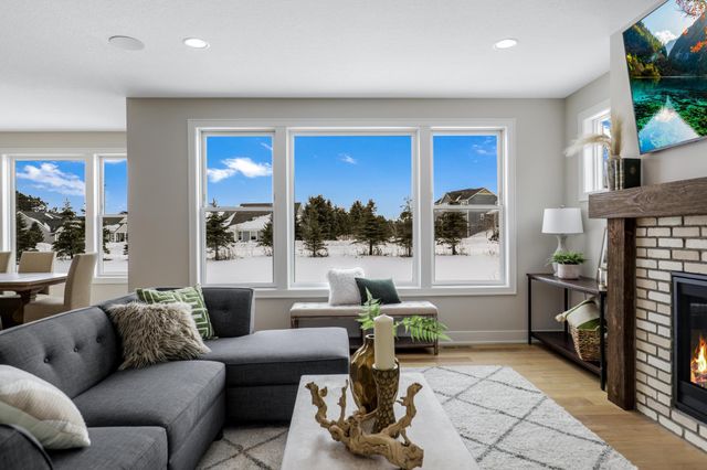 4985 Sunflower Place, Woodbury, MN 55129