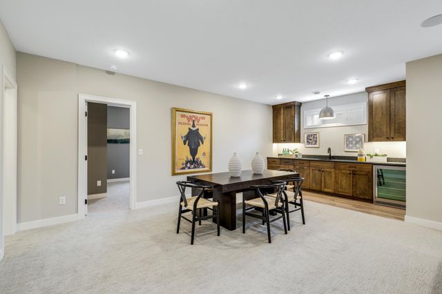 4985 Sunflower Place, Woodbury, MN 55129