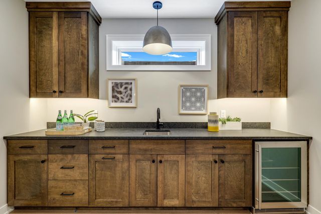 4985 Sunflower Place, Woodbury, MN 55129