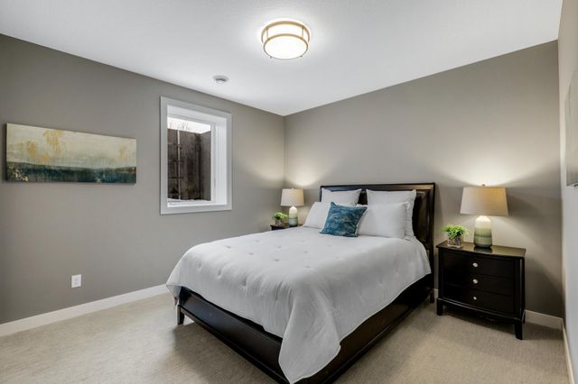 4985 Sunflower Place, Woodbury, MN 55129