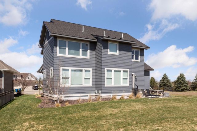 4985 Sunflower Place, Woodbury, MN 55129