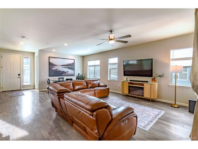 8335 Big Thompson St, Littleton, CO 80125