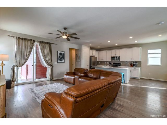 8335 Big Thompson St, Littleton, CO 80125