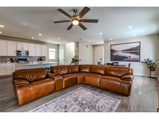 8335 Big Thompson St, Littleton, CO 80125