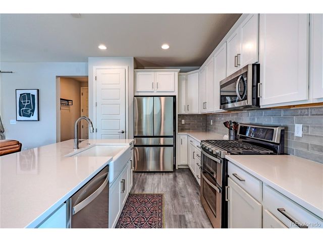 8335 Big Thompson St, Littleton, CO 80125