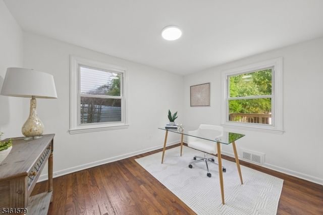 31 Glenview Dr, West Orange Twp., NJ 07052