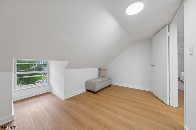 31 Glenview Dr, West Orange Twp., NJ 07052