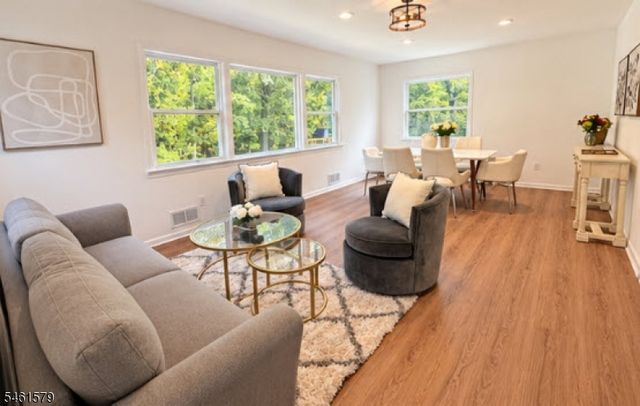 31 Glenview Dr, West Orange Twp., NJ 07052