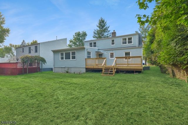 31 Glenview Dr, West Orange Twp., NJ 07052