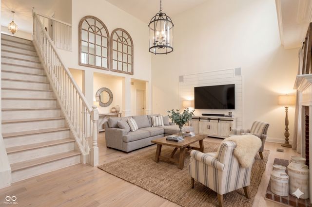 14152 Ledgewood Way, Carmel, IN 46032