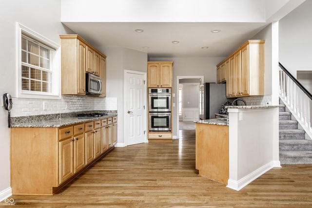 14152 Ledgewood Way, Carmel, IN 46032