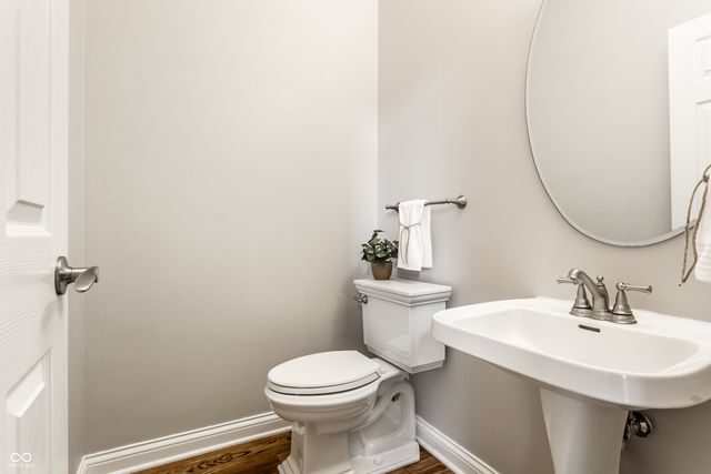14152 Ledgewood Way, Carmel, IN 46032