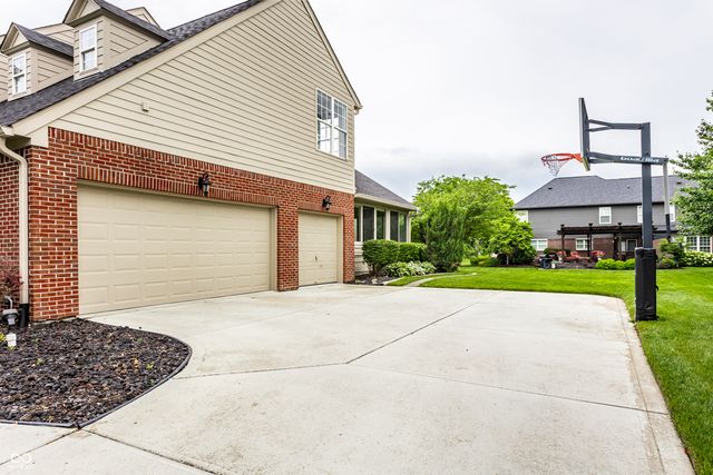 14152 Ledgewood Way, Carmel, IN 46032