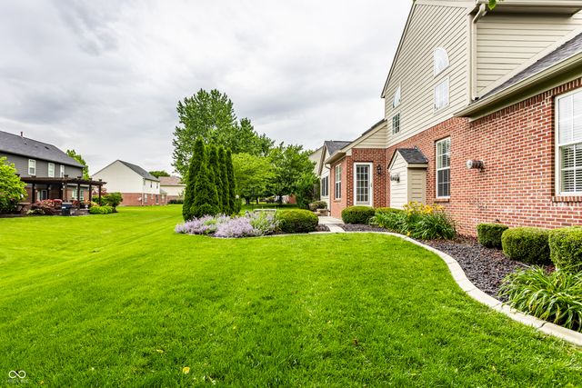 14152 Ledgewood Way, Carmel, IN 46032