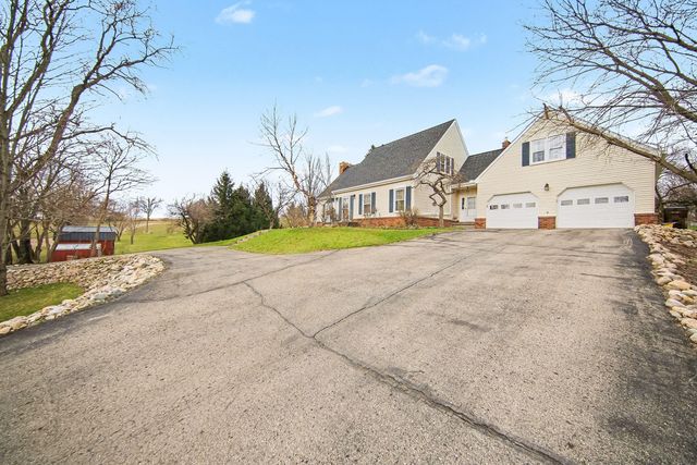 19840 Queens Court, Manchester, MI 48158