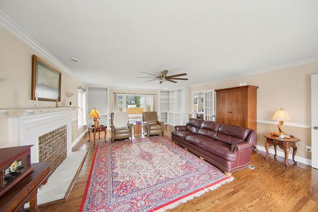 19840 Queens Court, Manchester, MI 48158