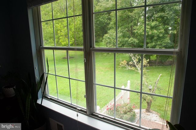 6 WELLINGTON, East Windsor, NJ 08520