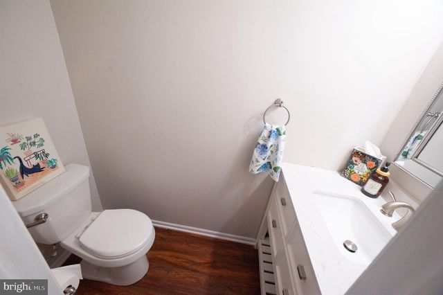 6 WELLINGTON, East Windsor, NJ 08520
