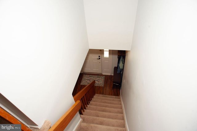 6 WELLINGTON, East Windsor, NJ 08520