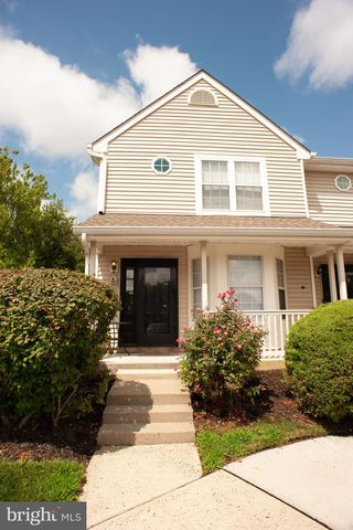6 WELLINGTON, East Windsor, NJ 08520
