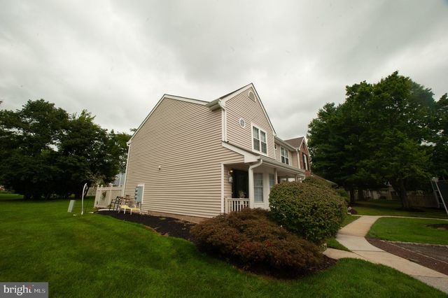 6 WELLINGTON, East Windsor, NJ 08520