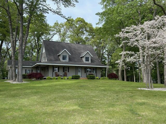 4300 Fruitvale Road, Montague, MI 49437