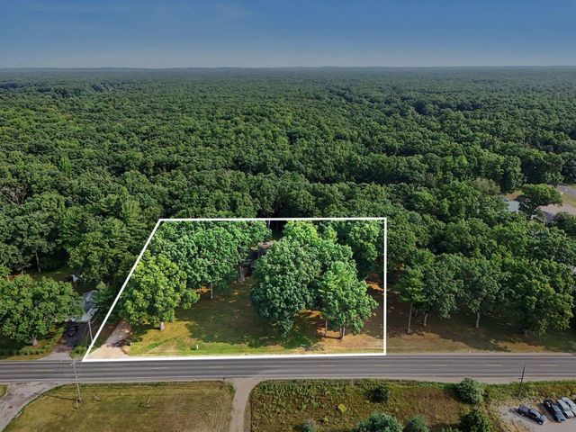 4300 Fruitvale Road, Montague, MI 49437