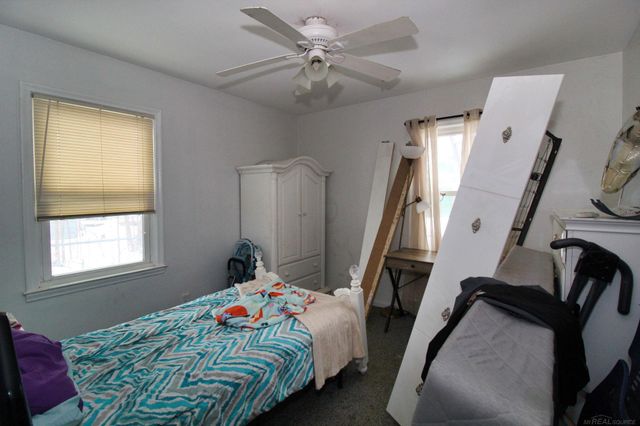 7821 Powers Court, Shelby Twp, MI 48317