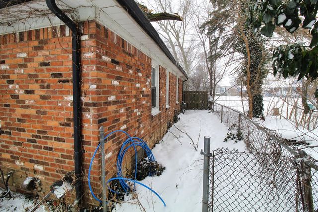 7821 Powers Court, Shelby Twp, MI 48317