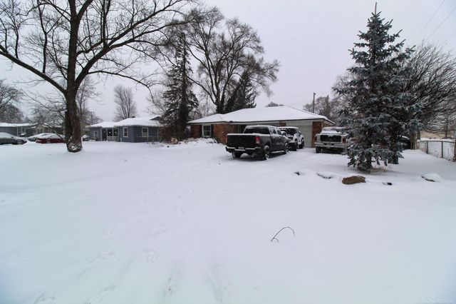 7821 Powers Court, Shelby Twp, MI 48317