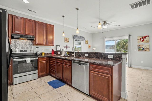 2741 Kashton Dr., Myrtle Beach, SC 29577