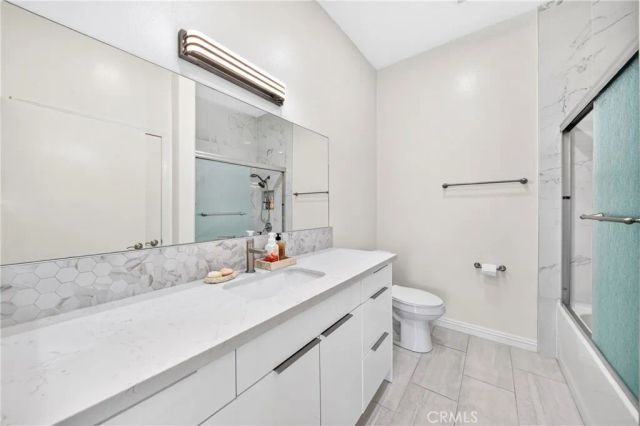 533 S St Andrews Place 408, Los Angeles, CA 90020