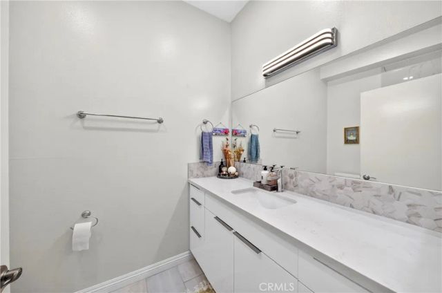 533 S St Andrews Place 408, Los Angeles, CA 90020