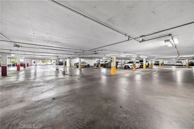 533 S St Andrews Place 408, Los Angeles, CA 90020