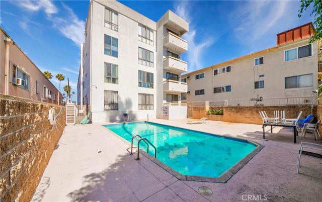 533 S St Andrews Place 408, Los Angeles, CA 90020
