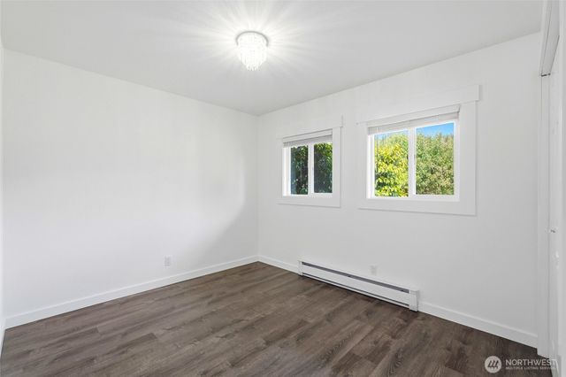 8145 Sandy Hook Terrace, Clinton, WA 98236