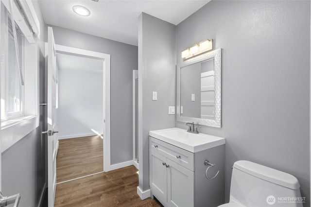 8145 Sandy Hook Terrace, Clinton, WA 98236