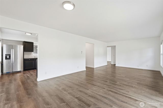 8145 Sandy Hook Terrace, Clinton, WA 98236