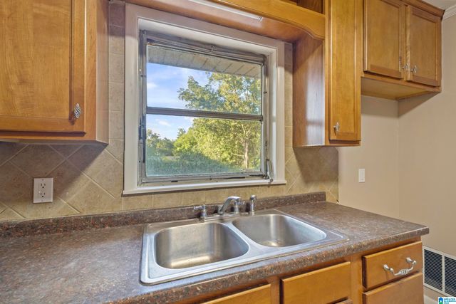 1028 DELANEY DRIVE, Birmingham, AL 35214