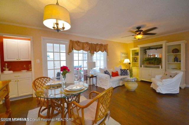 101 Hancock Court, Red Bank, NJ 07701