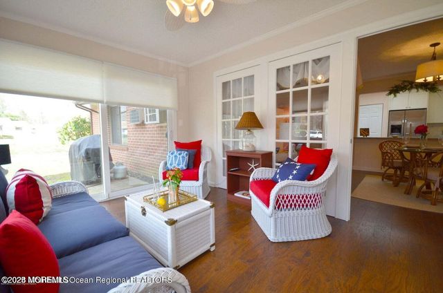 101 Hancock Court, Red Bank, NJ 07701