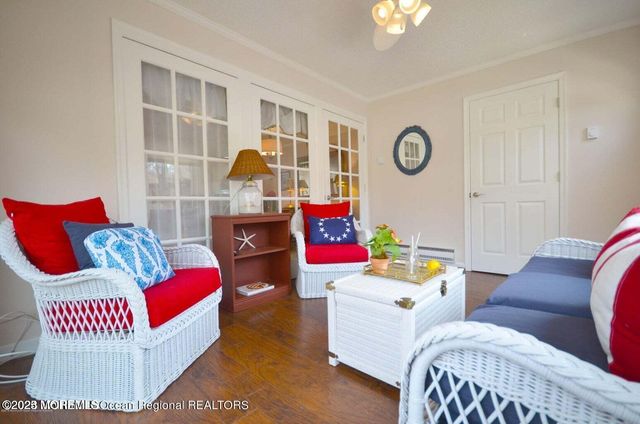 101 Hancock Court, Red Bank, NJ 07701