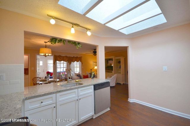 101 Hancock Court, Red Bank, NJ 07701