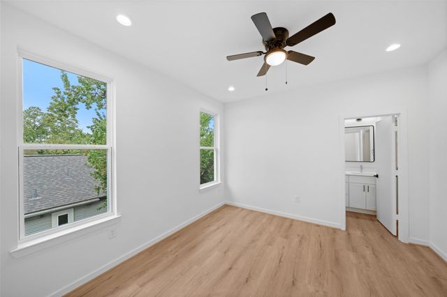 1408 Enid St A, Houston, TX 77009