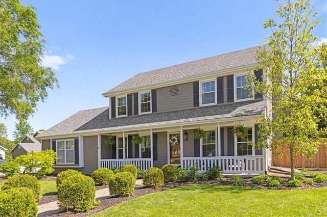 829 Prescott Drive, Lawrence, KS 66049