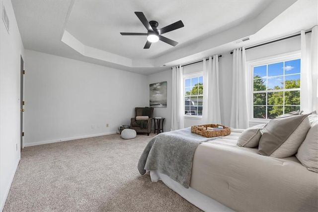 829 Prescott Drive, Lawrence, KS 66049