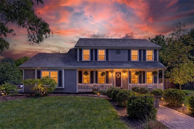 829 Prescott Drive, Lawrence, KS 66049