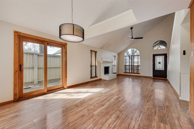 471 Caviness Drive, Grapevine, TX 76051