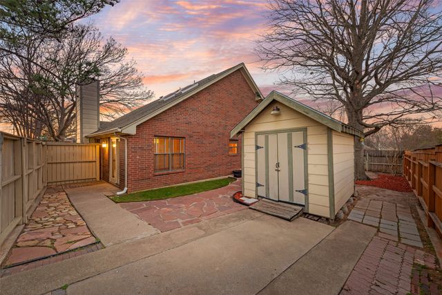 471 Caviness Drive, Grapevine, TX 76051